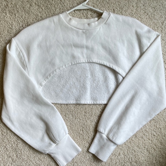 Zara Sweaters - Zara White Crewneck Cropped Sweater Bolero